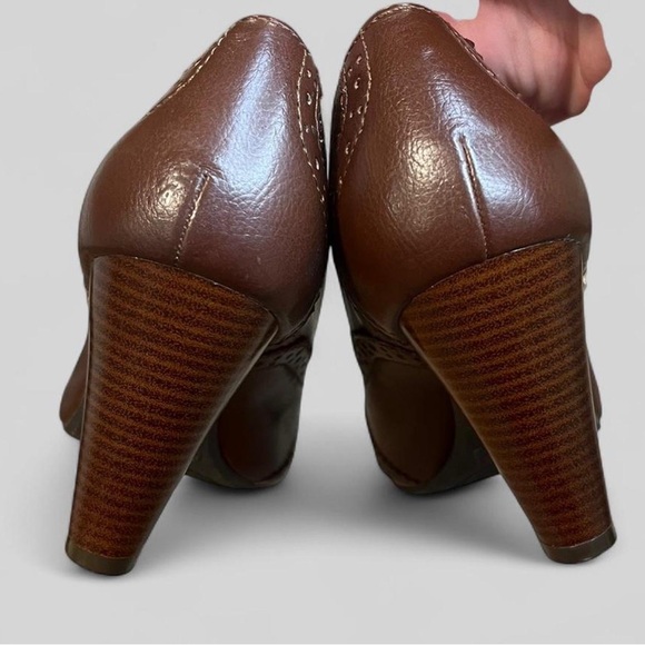 SOLD - Picture 6 of 8